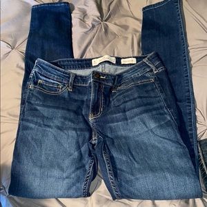 Hollister Low Rise Super Skinny Jeans 9 Long